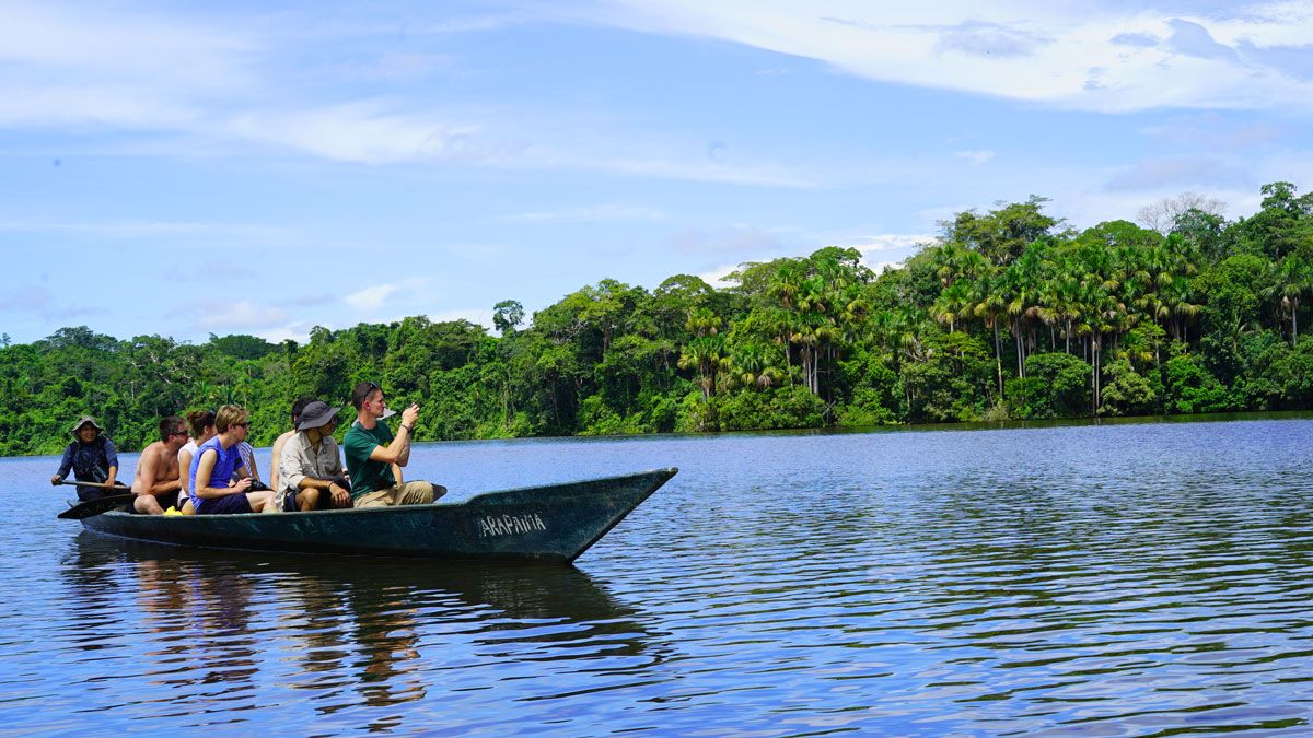 lago sandoval reserva tambopata jaime tranca spda